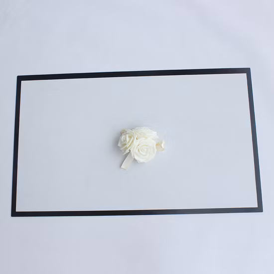 Устойчивая к порезам ткань из СВМПЭ, уровень ANSI A5, устойчивая к порезам ткань из СВМПЭ из полиэстера и стекловолокна для перчаток, рукавов, галстуков и устойчивых к проколам курток.